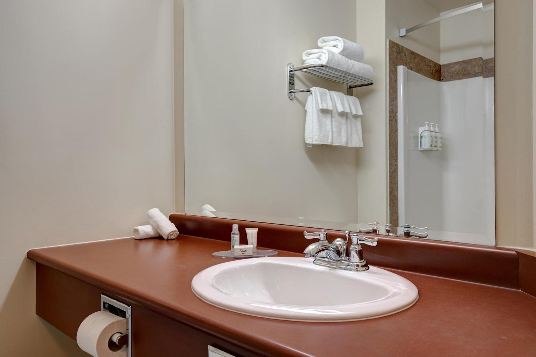 Days Inn By Wyndham Dawson Creek Εξωτερικό φωτογραφία