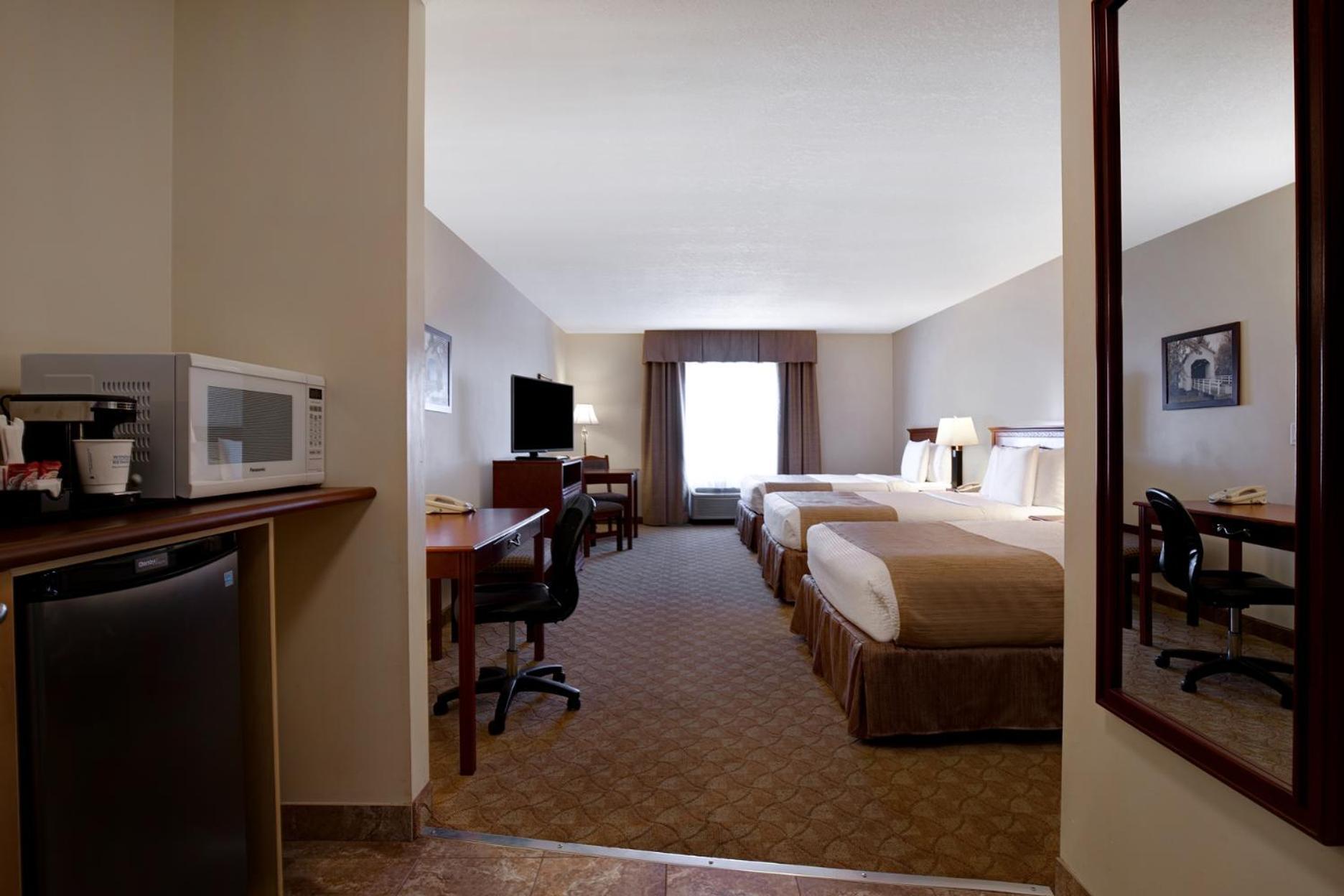 Days Inn By Wyndham Dawson Creek Εξωτερικό φωτογραφία