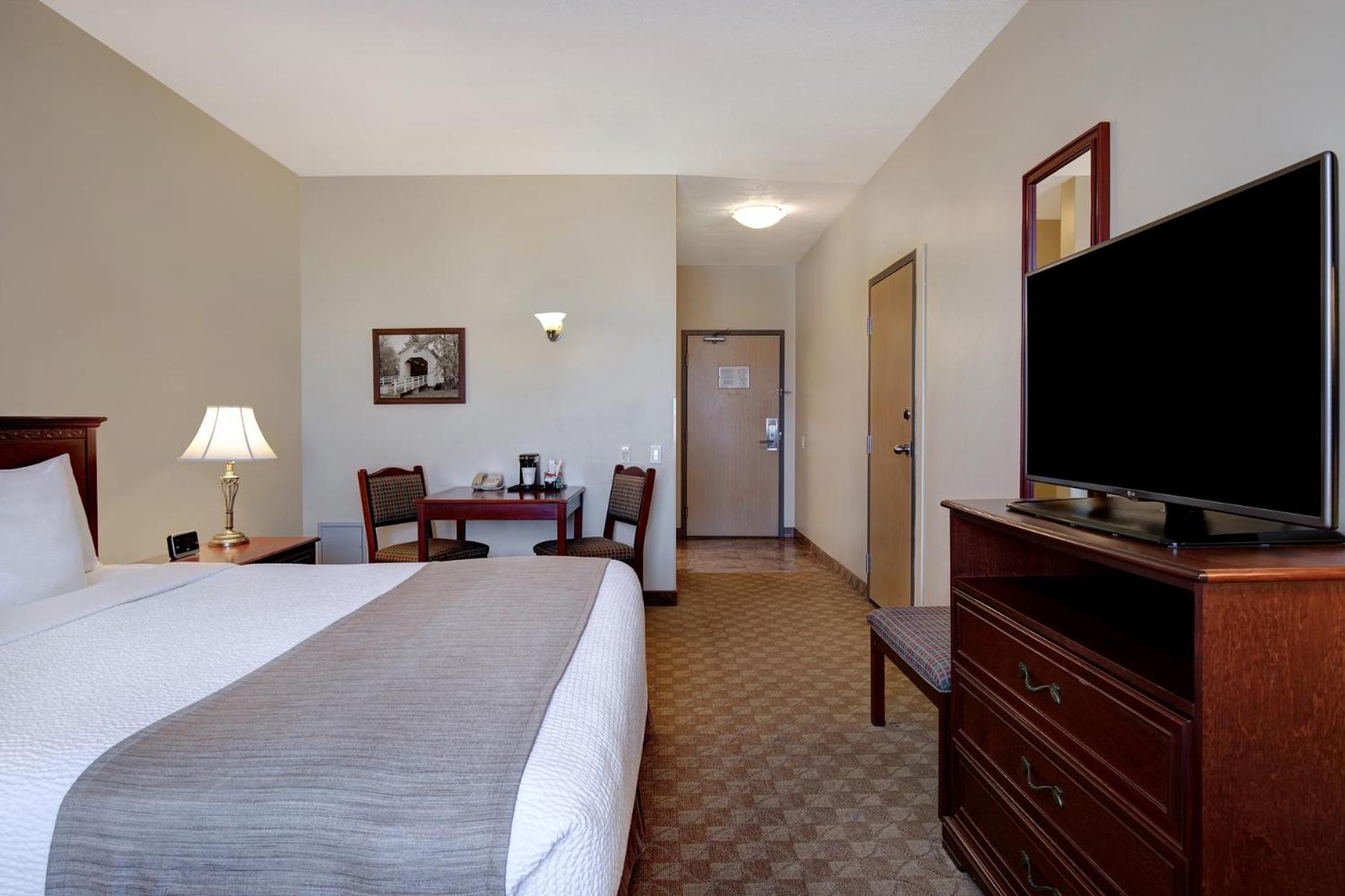 Days Inn By Wyndham Dawson Creek Εξωτερικό φωτογραφία