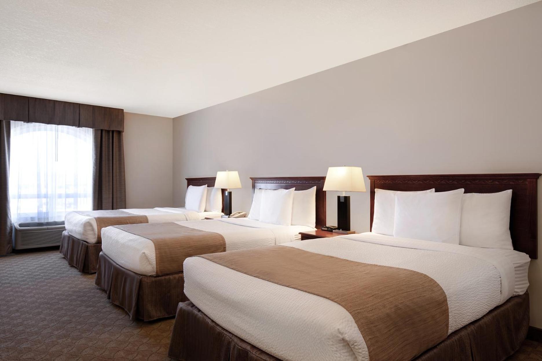 Days Inn By Wyndham Dawson Creek Εξωτερικό φωτογραφία