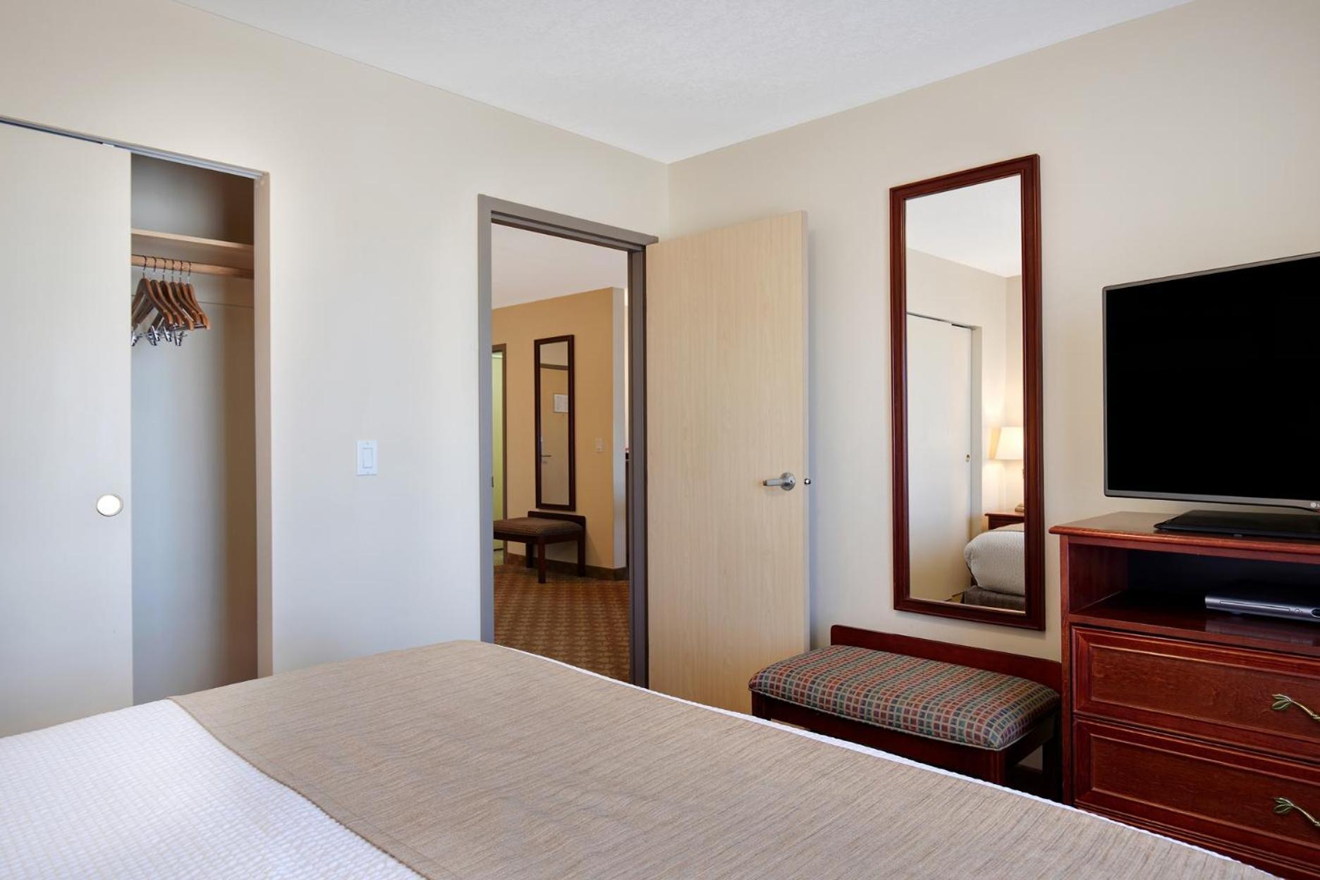 Days Inn By Wyndham Dawson Creek Εξωτερικό φωτογραφία