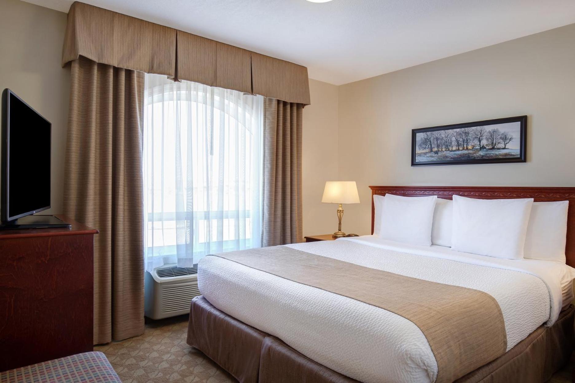 Days Inn By Wyndham Dawson Creek Εξωτερικό φωτογραφία